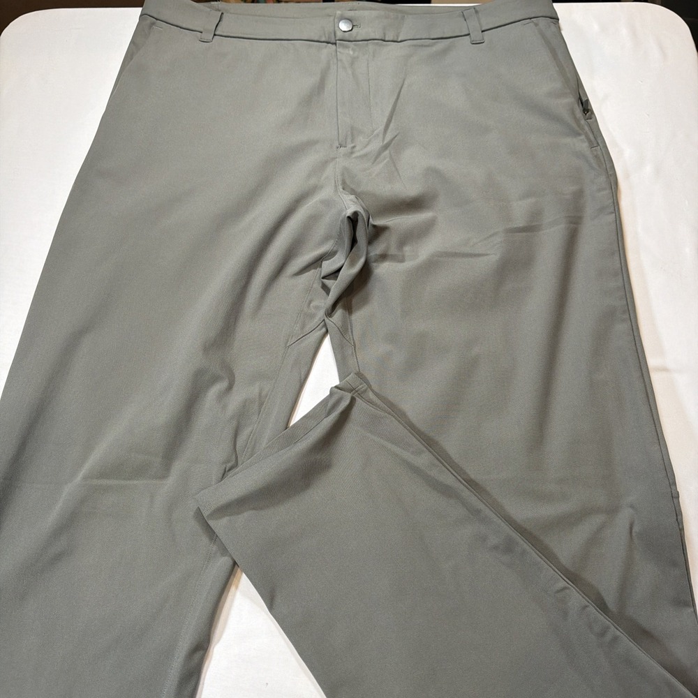 Lululemon Men's Commission Pants 38x35 Stone Gray Performance Stretch Golf